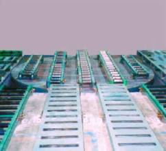 Industrial Turntables for redirecting conveyor lines during production